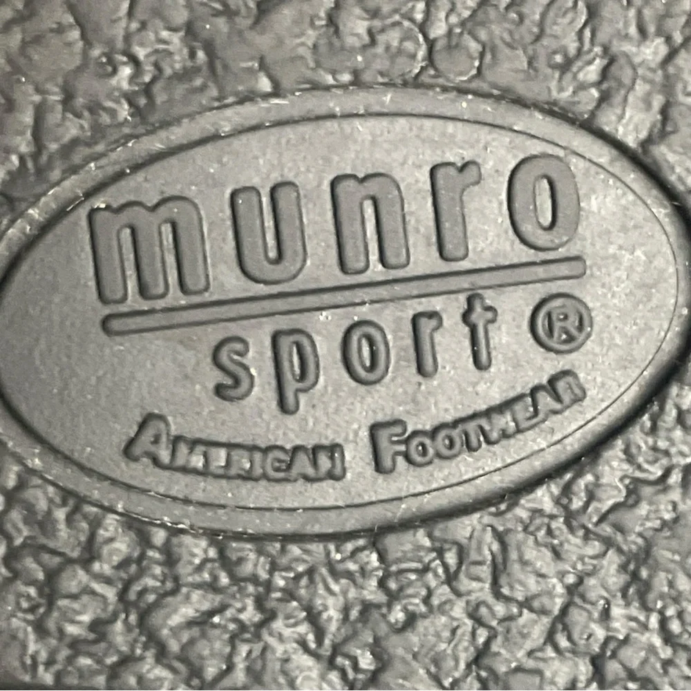 Munro Sport Brown Leather Sandals size 11 N - Picture 8 of 9